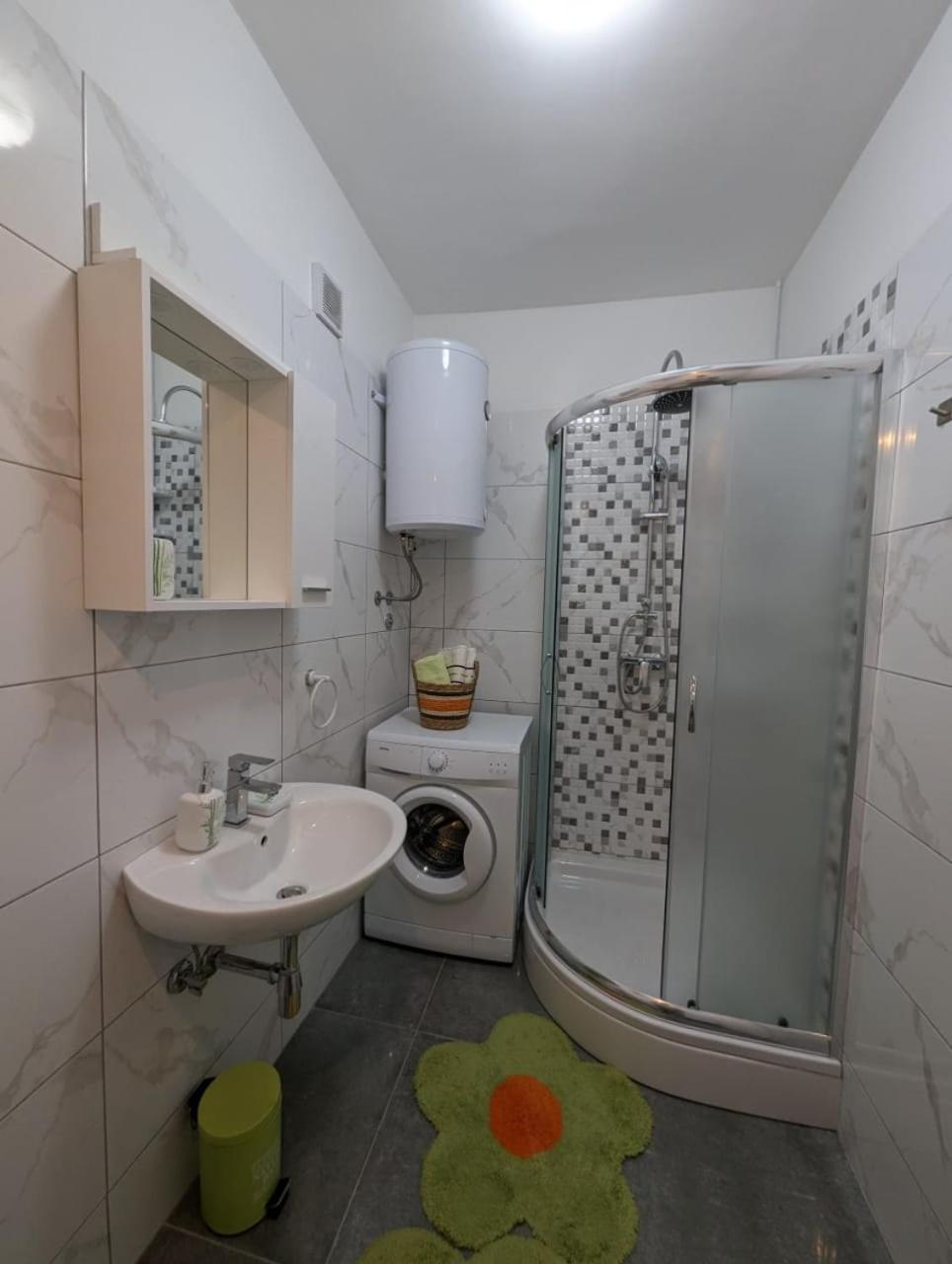 Apartman Bonaca Apartment Sibenik Bagian luar foto